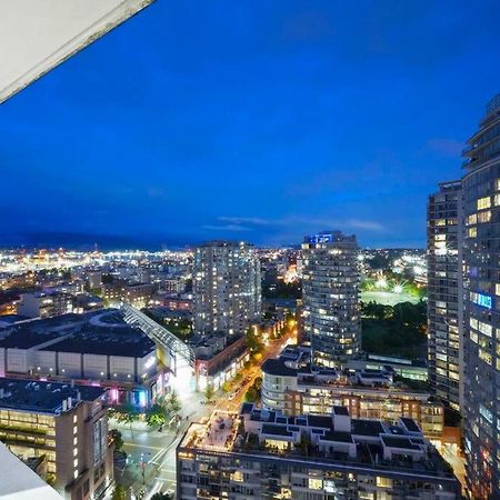 Water View Condo In Downtown Ванкувер Экстерьер фото
